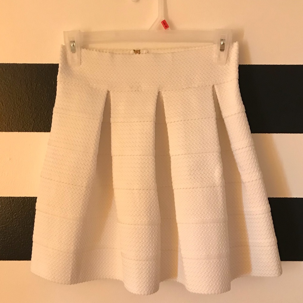White boxy skirt